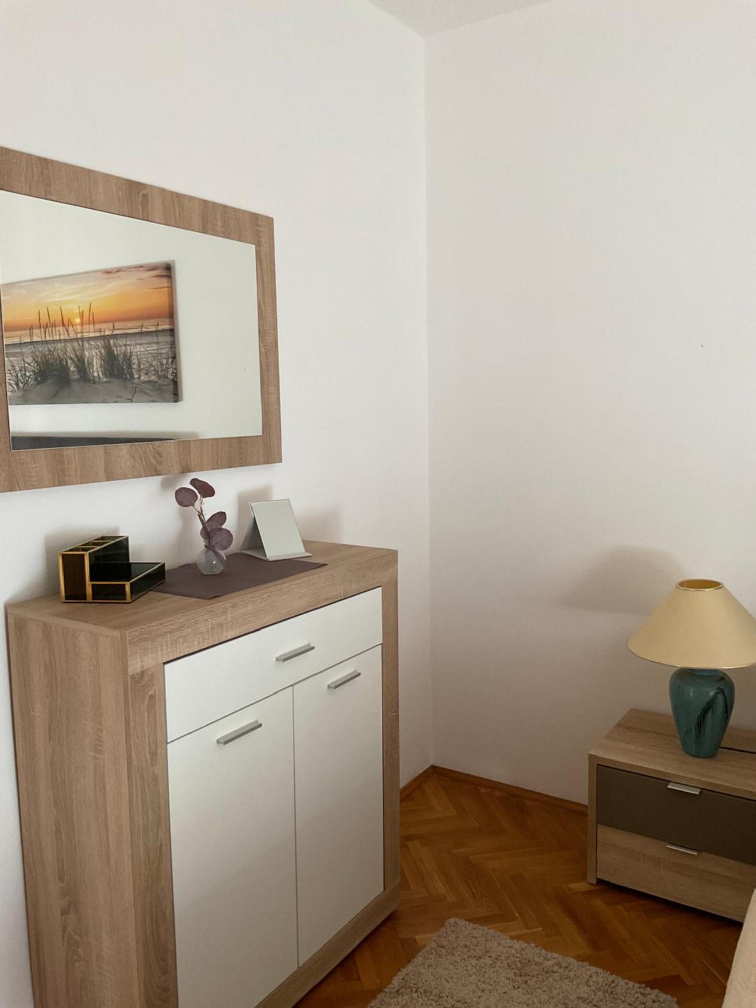 Villa Feodora Biograd Na Moru Exteriör bild