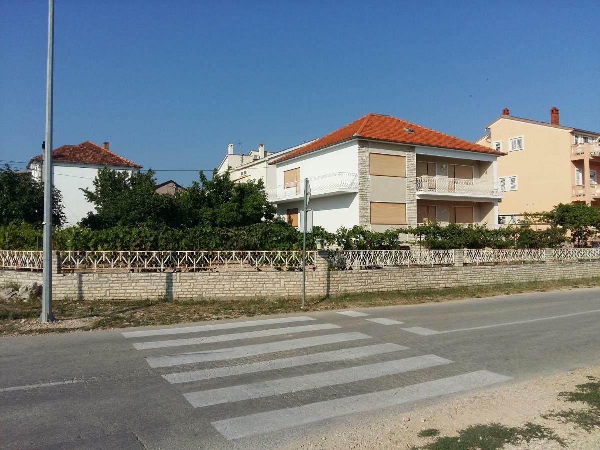 Villa Feodora Biograd Na Moru Exteriör bild