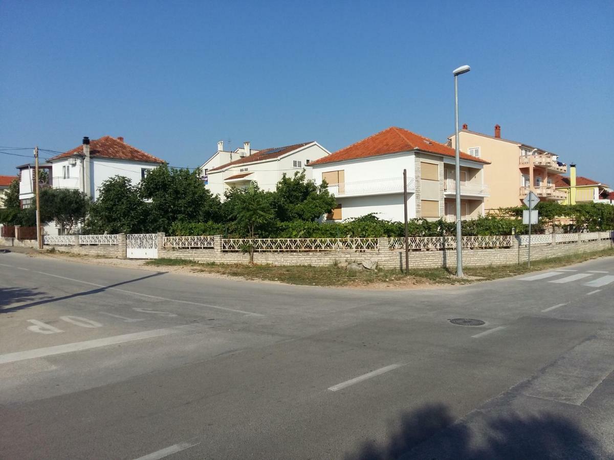 Villa Feodora Biograd Na Moru Exteriör bild