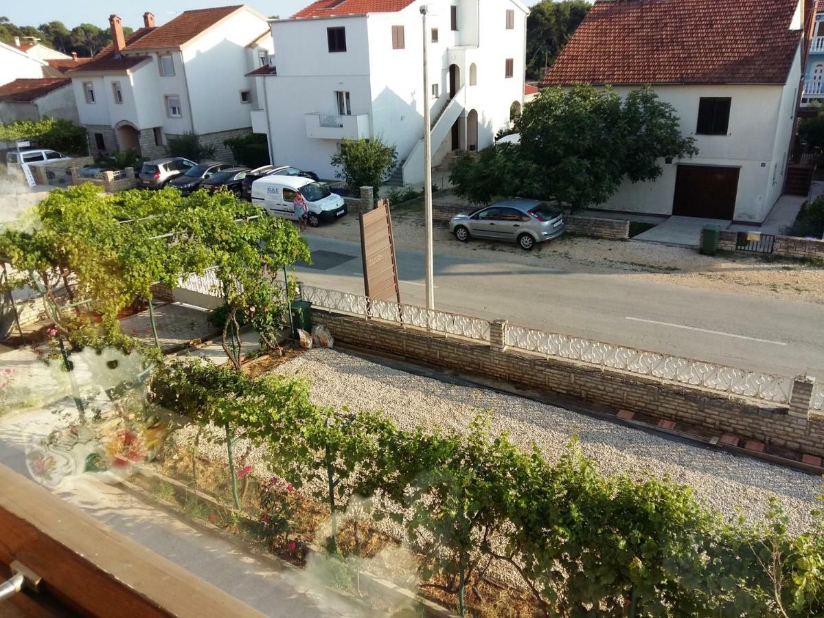 Villa Feodora Biograd Na Moru Exteriör bild